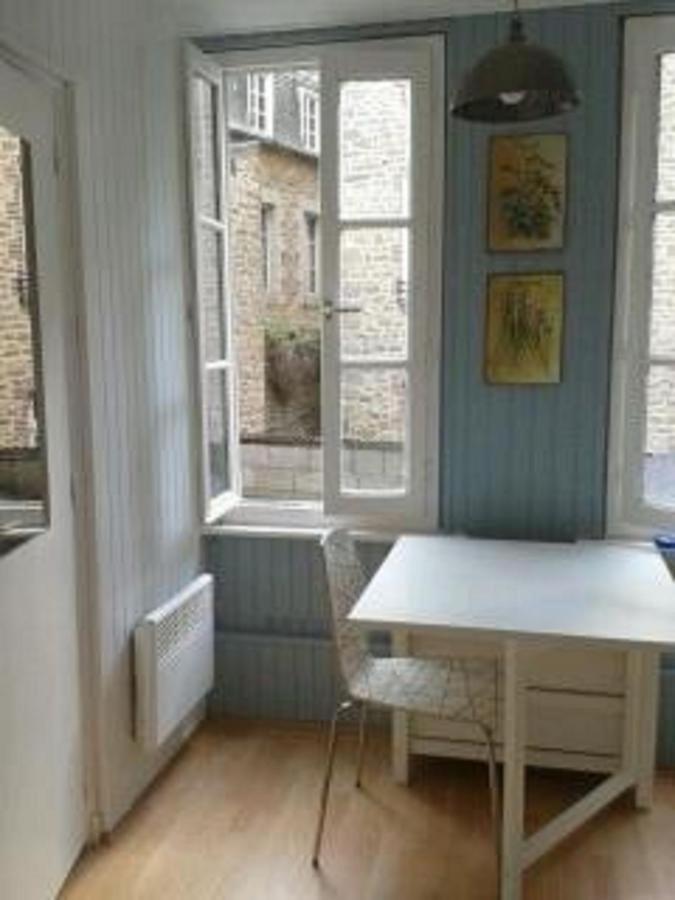 Le Studio De St-Sauveur Dinan Exteriör bild
