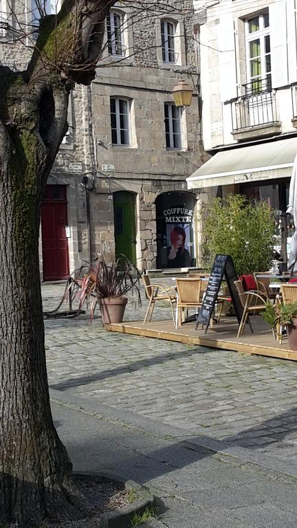 Le Studio De St-Sauveur Dinan Exteriör bild
